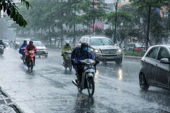 胡志明市的雨季。