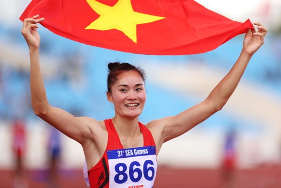 郭氏蘭奪得田徑女子400米障礙跑項目金牌。