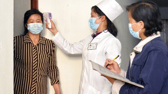 朝鮮單日新增發熱病例連續6天低於10萬例。