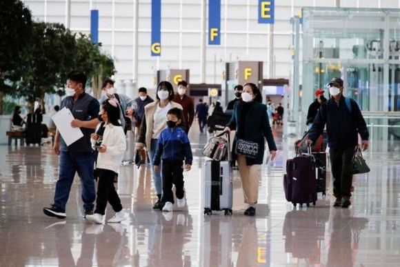 韓國政府將把旅客進境可攜帶行李物品免稅額度由現行的600美元上調至800美元。圖源：互聯網
