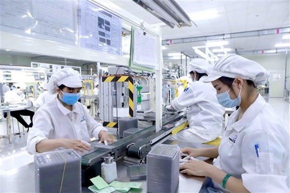 位於永福省平川工業區的Youngbag ViiNa公司生產電子零件。