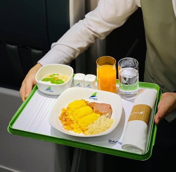 Thực đơn trên không định hướng 5 sao của Bamboo Airways ảnh 2