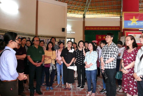 80 cán bộ tuyên giáo, nhà báo, văn nghệ sĩ TPHCM tập huấn về lý luận phê bình văn học nghệ thuật ảnh 3