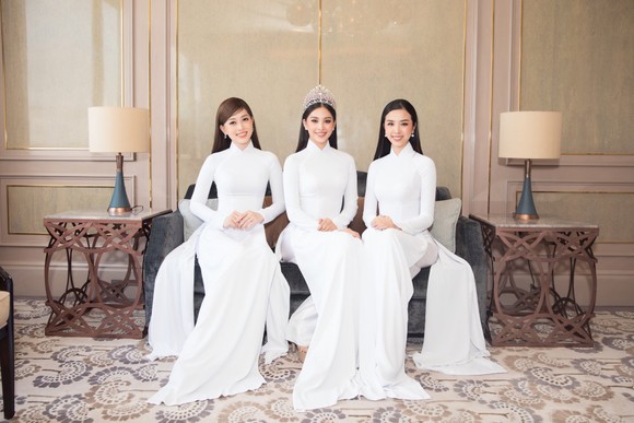 Dàn hoa hậu, á hậu khoe sắc áo dài trắng khởi động Hoa hậu Việt Nam​ 2020 ảnh 2