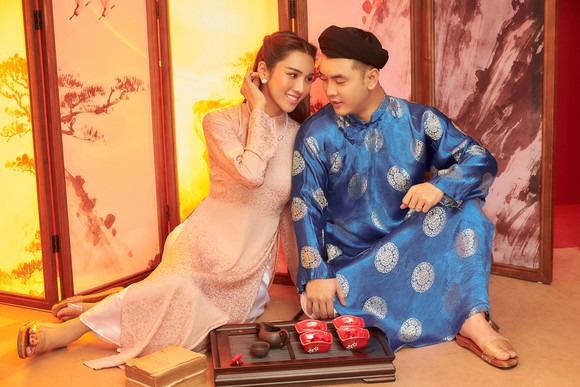 Ca sĩ Ưng Hoàng Phúc ra mắt MV mới mang tên Sắc màu quê hương ảnh 2