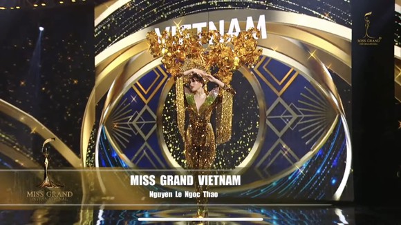 Á hậu Ngọc Thảo trình diễn quốc phục ấn tượng trên sân khấu Miss Grand International 2020 ảnh 4