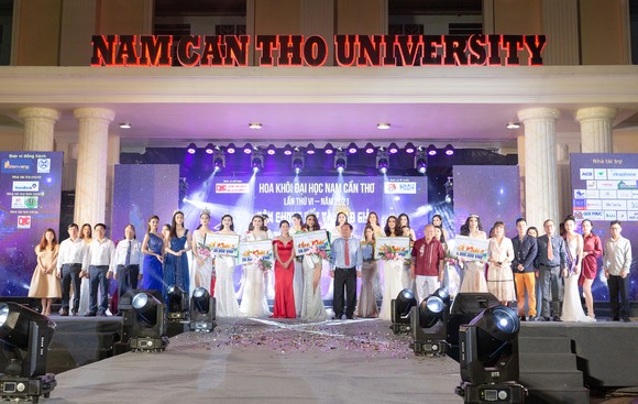 Miss World Vietnam 2021 khai hội 'tuyển sinh' tại Đại học Nam Cần Thơ ảnh 4