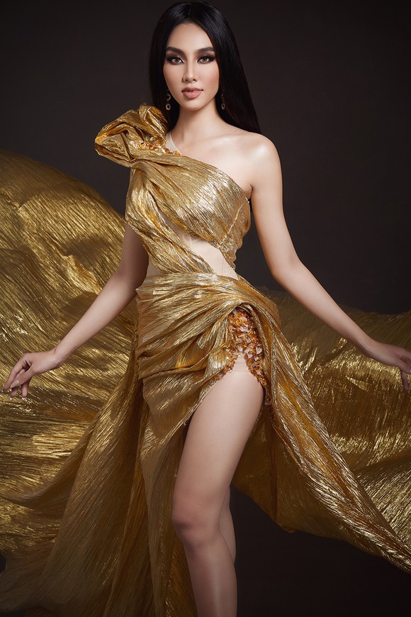 Nguyễn Thúc Thuỳ Tiên đại diện Việt Nam dự thi Miss Grand International 2021 ảnh 7