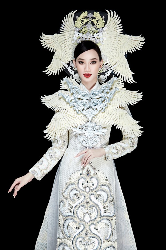 Đại diện Ái Nhi mang quốc phục áo dài của NTK Minh Châu đến Miss Intercontinental 2021 ảnh 10