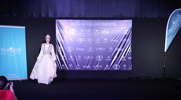 Đại diện Ái Nhi mang quốc phục áo dài của NTK Minh Châu đến Miss Intercontinental 2021 ảnh 5