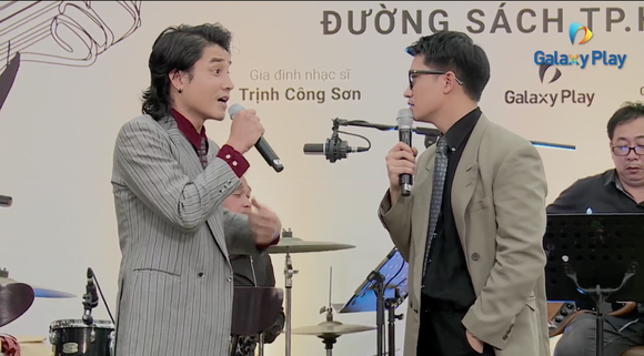 Đêm nhạc 21 năm nhớ Trịnh Công Sơn: Cùng nhớ, cùng thiết tha ảnh 8