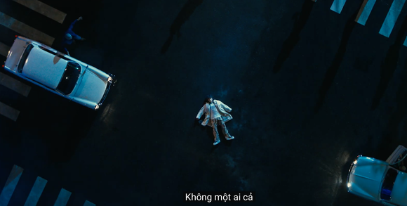 Sơn Tùng M-TP tung MV có cảnh nhảy lầu gây sốc, đầy tranh cãi ảnh 4