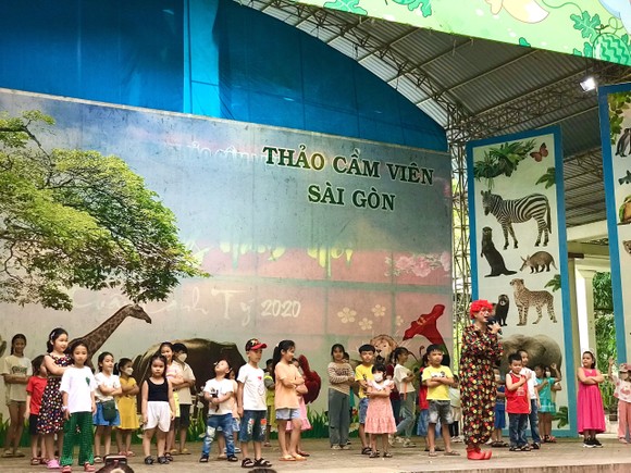 Hơn 45.000 lượt khách tham quan Thảo Cầm Viên Sài Gòn trong 2 ngày nghỉ lễ ảnh 7