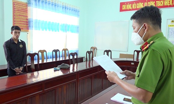 Khởi tố đối tượng nhiều lần giao cấu với người dưới 16 tuổi ảnh 1