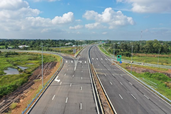 Cao tốc Trung Lương – Mỹ Thuận dự kiến thông xe vào ngày 18-1-2022 ảnh 1