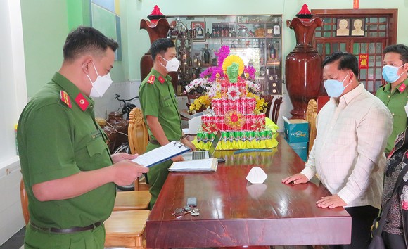 Khởi tố, bắt tạm giam nguyên Trưởng phòng CSGT Công an tỉnh An Giang ảnh 1