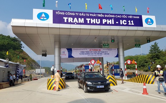 Nút giao IC-11 trên tuyến cao tốc Nội Bài - Lào Cai được thông xe và đưa vào sử dụng