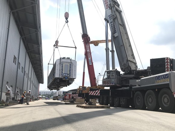 Đoàn tàu thứ 3 tuyến Metro số 1 (Bến Thành-Suối Tiên) đã lên ray ảnh 3