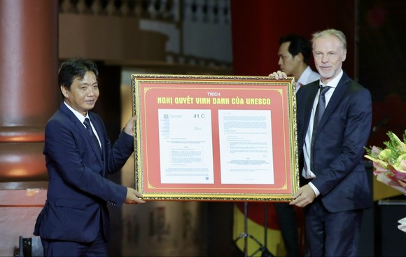 Kỷ niệm 200 năm ngày sinh Danh nhân văn hóa thế giới Nguyễn Đình Chiểu ảnh 2