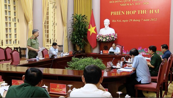 Chủ tịch nước Nguyễn Xuân Phúc chủ trì Phiên họp thứ hai Hội đồng Quốc phòng và An ninh ảnh 4