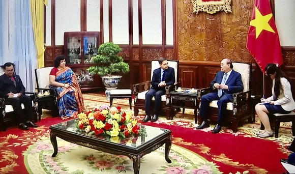 Chủ tịch nước Nguyễn Xuân Phúc tiếp Đại sứ Ấn Độ đến chào từ biệt  ảnh 3