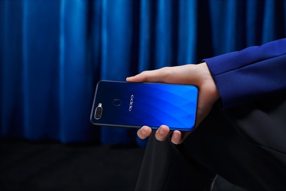 OPPO F9 cán mốc gần 48.000 đơn đặt hàng ảnh 1