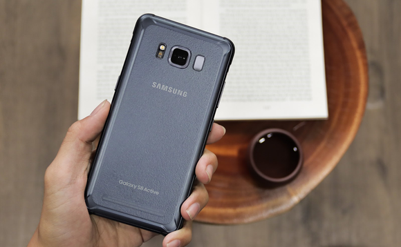 Samsung Galaxy S8 Active hút khách trong tầm giá 7 triệu  ảnh 1