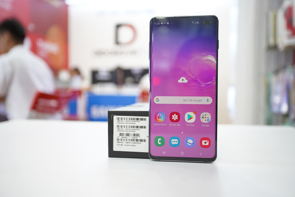 Di Động Việt mở bán Samsung Galaxy S10+ 1TB, giá dưới 30 triệu ảnh 1