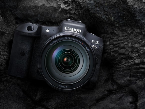 Canon ra mắt máy ảnh EOS R5, R6 và loạt ống kính mới  ảnh 1