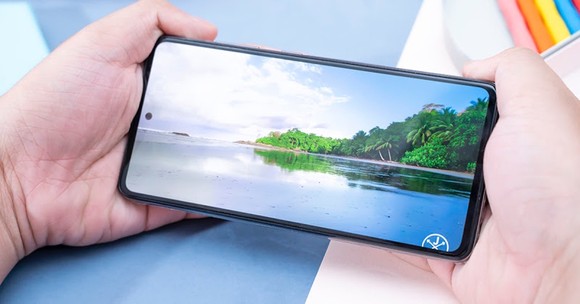Ưu đã lới khi mua Galaxy A52, A72 tại Di Động Việt  ​ ảnh 1