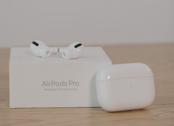 AirPods Pro MagSafe 2021 có gì đặc biệt mà người dùng hào hứng "săn sale"? ảnh 3