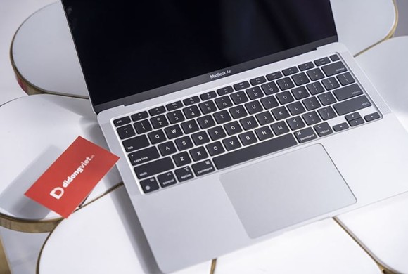 MacBook Air M1 2020 giảm giá dưới 24 triệu đồng  ảnh 2