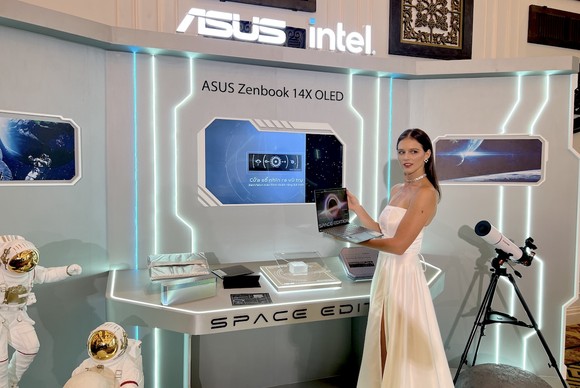 Ra mắt Zenbook OLED là một trong những sự kiện lớn của Asus