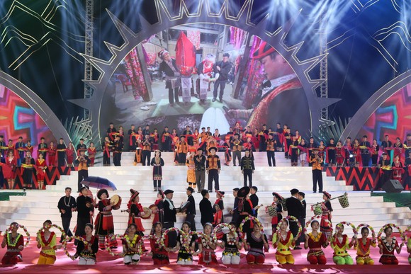 Độc đáo lễ hội văn hóa dân tộc Dao toàn quốc lần thứ II ảnh 3