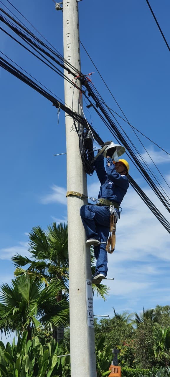 Tuổi trẻ ngành điện TPHCM thực hiện nhiều hoạt động tình nguyện tại đảo Thổ Chu ảnh 3