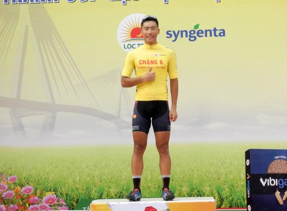 Giải xe đạp Về Nông Thôn: TPHCM tung “chiêu” bảo vệ áo xanh cho Nguyễn Văn Bình ảnh 3