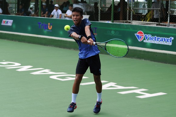 Lý Hoàng Nam khởi đầu chóng vánh tại giải quần vợt VTF Masters Hải Đăng Cúp ảnh 1