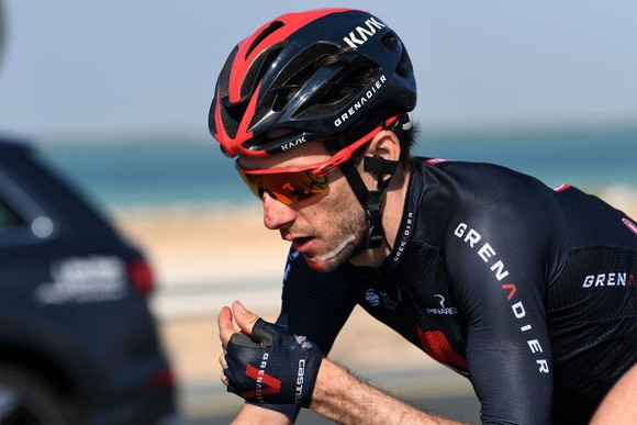 Áo vàng Tour de France Tadej Pogacar giành cú đúp chung cuộc giải xe đạp UAE trong ngày đối thủ Adam Yates gặp nạn ảnh 2