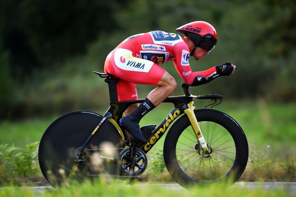 Primoz Roglic lần thứ ba liên tiếp giành áo đỏ chung cuộc giải xe đạp Vuelta a Espana ảnh 1
