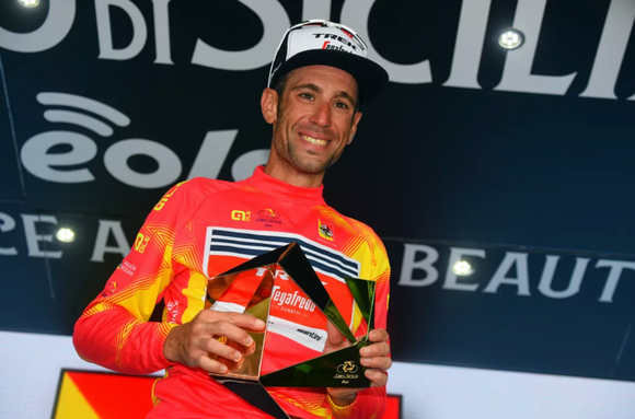 Vincenzo Nibali chiến thắng trên quê nhà giành áo đỏ vàng chung cuộc Giro di Sicilia ảnh 4
