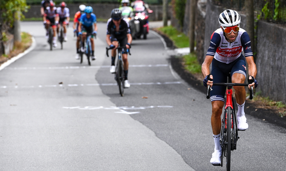Vincenzo Nibali chiến thắng trên quê nhà giành áo đỏ vàng chung cuộc Giro di Sicilia  ảnh 2