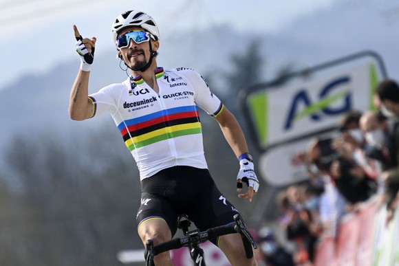 Julian Alaphilippe là niềm hi vọng của người Pháp tại Tour de France