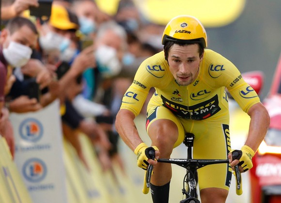 Primoz Roglic từng mặc áo vàng nhiều chặng Tour de France 2020