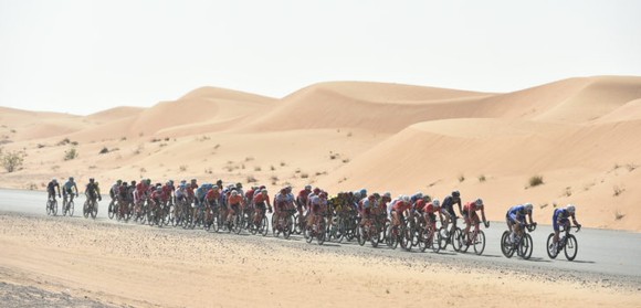 UAE Tour ấn định ngày mở màn UCI WorldTour 2022 ảnh 2