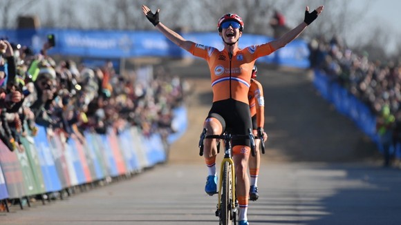 Marianne Vos lần thứ 8 vô địch Giải xe đạp việt dã nữ thế giới ảnh 2