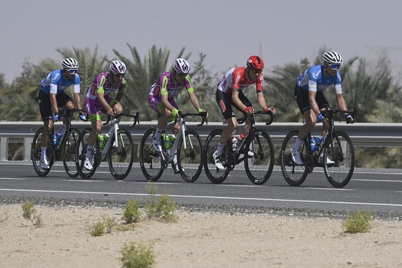 Jasper Philipsen thắng chặng mở màn WorldTour 2022 ảnh 2