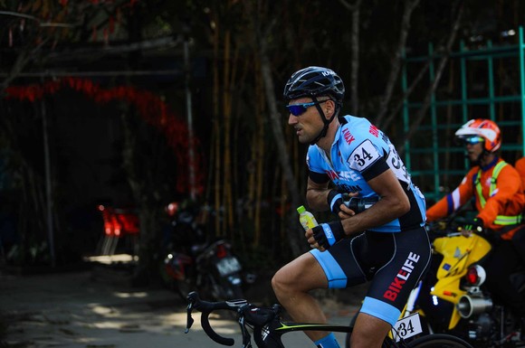 Loic bất ngờ đầu quân cho Domesco Đồng Tháp thi đấu ở giải xe đạp Cúp Truyền hình ảnh 2
