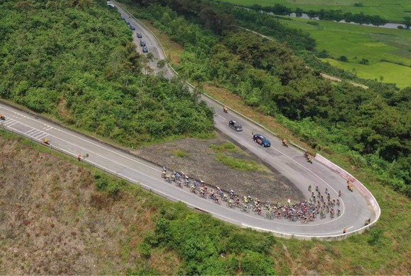 Cuộc đua xe đạp Cúp Truyền hình tiếp tục duy trì lộ trình xuyên Việt hơn 2.000 km ảnh 1