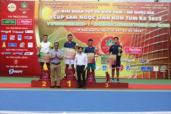Nguyễn Văn Phương đăng quang giải quần vợt VTF Masters 500 ảnh 1