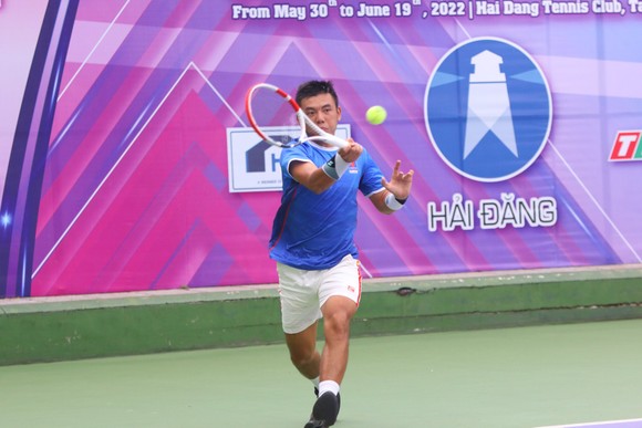 Lý Hoàng Nam lần đầu tiên đăng quang ở quê nhà ảnh 1